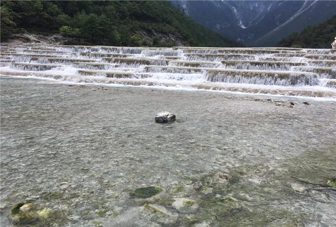 青島會議商務(wù)車接送價格—青島會議旅游