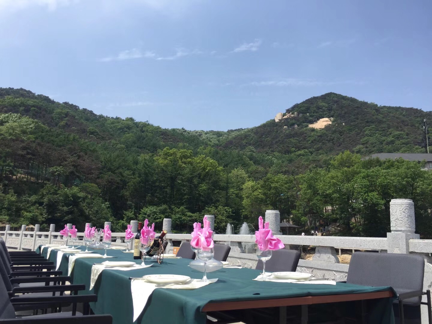 青島會(huì)議旅游包車價(jià)格